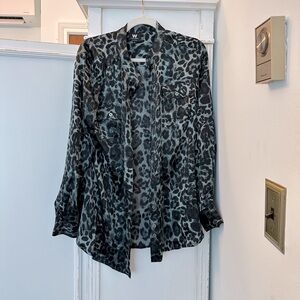 W by Worth. 100% silk animal print top.